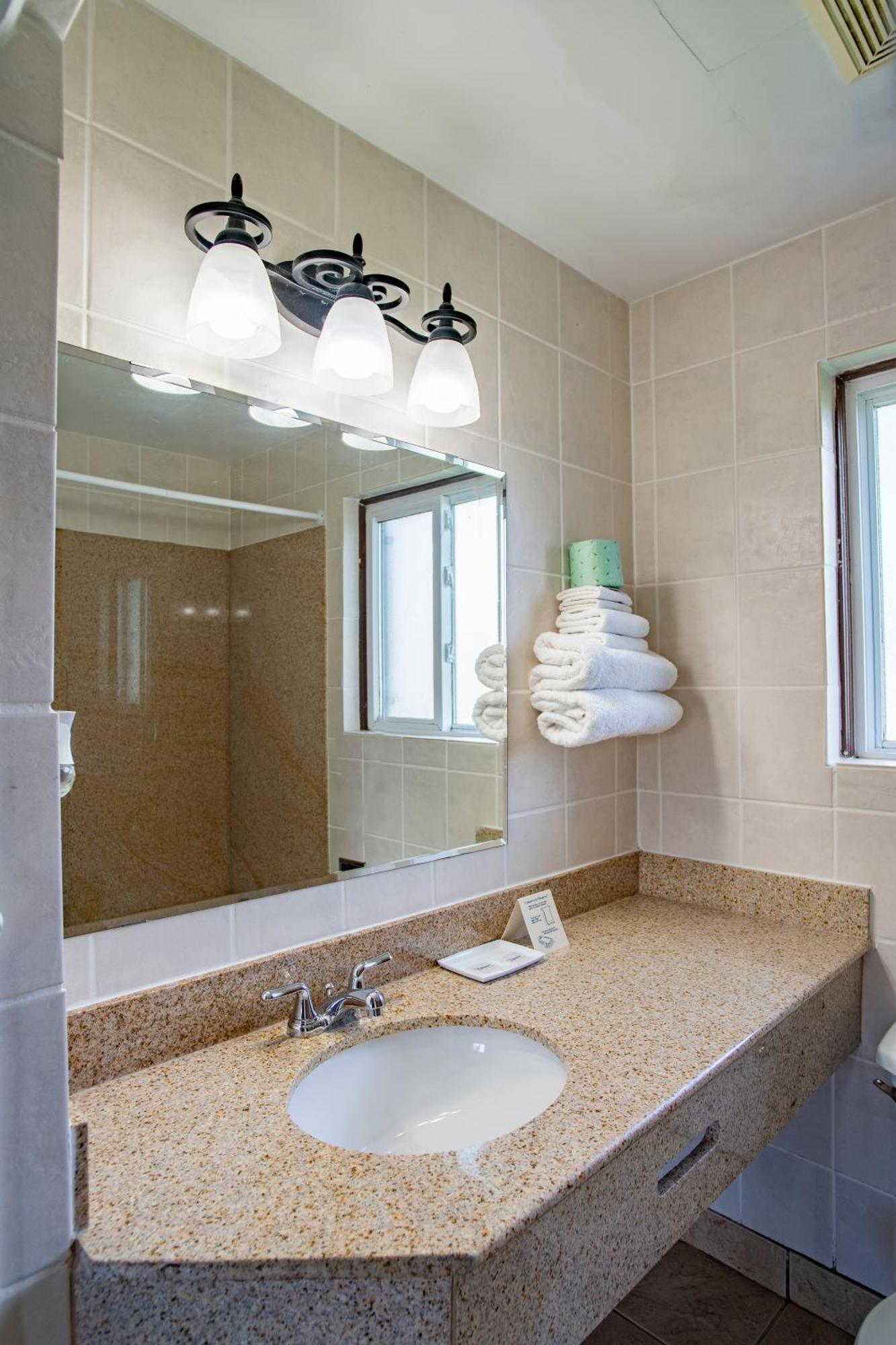 סרניה Faulds Motel מראה חיצוני תמונה